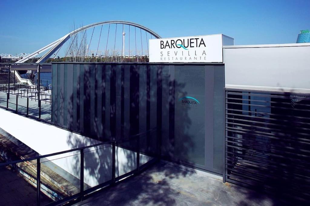 San Lorenzo-Isla Magica Sevilla Exterior foto